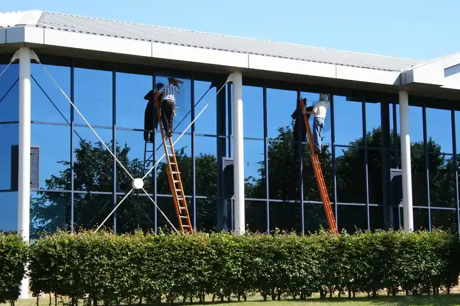 Reducing Glare And Eye Strain With Office Window Tinting in Hillsboro, OR Reducing Glare And Eye Strain With Office Window Tinting in Hillsboro, OR